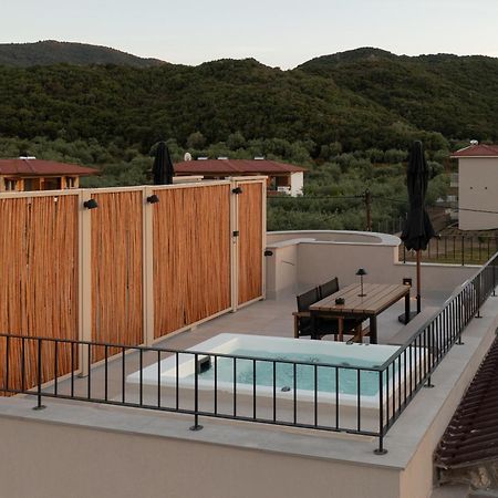 Olivera Suites Sarti Exteriér fotografie