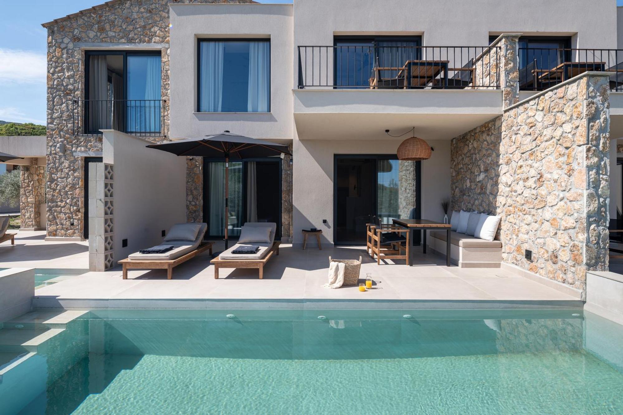 Olivera Suites Sarti Exteriér fotografie