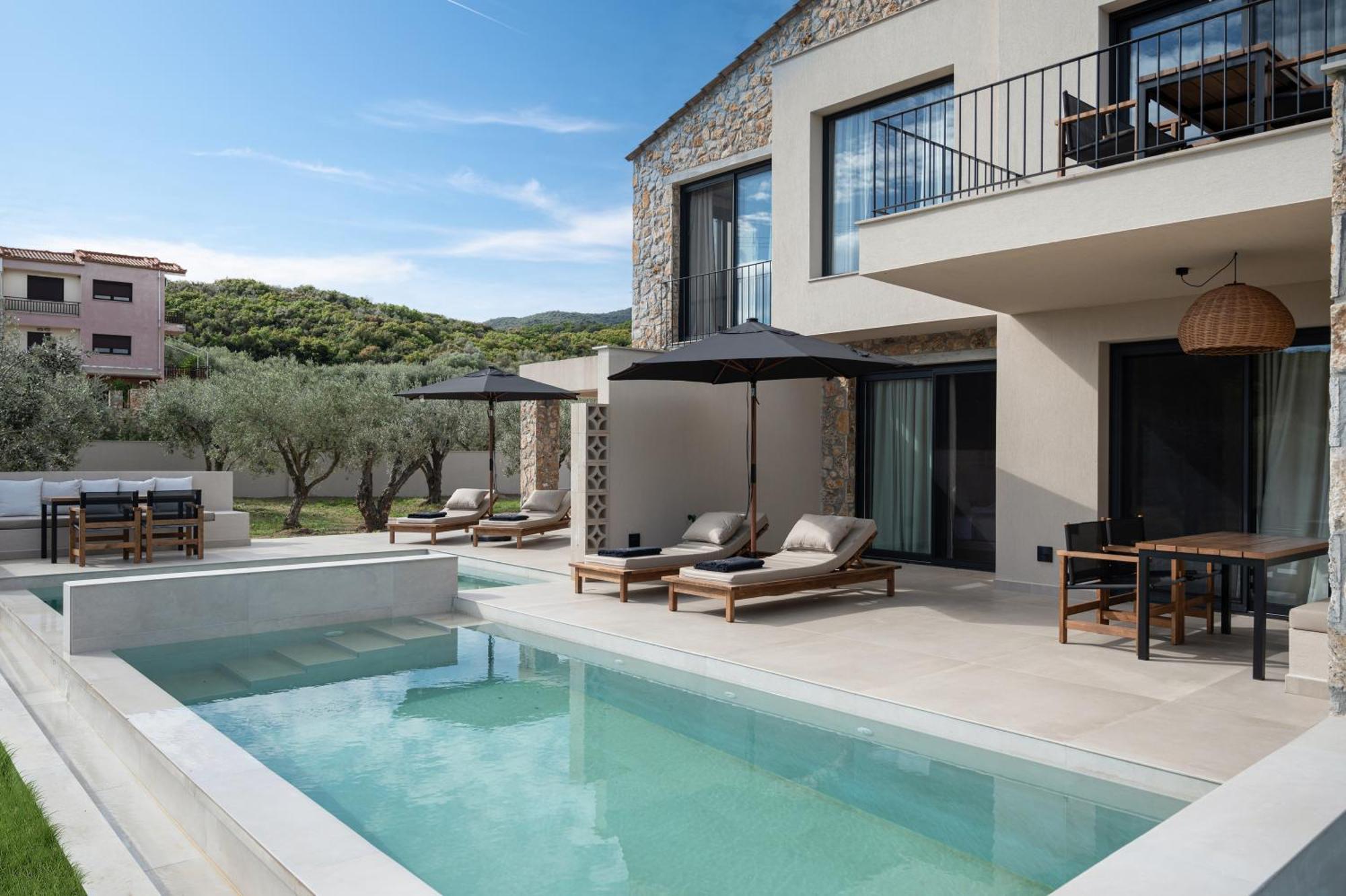 Olivera Suites Sarti Exteriér fotografie