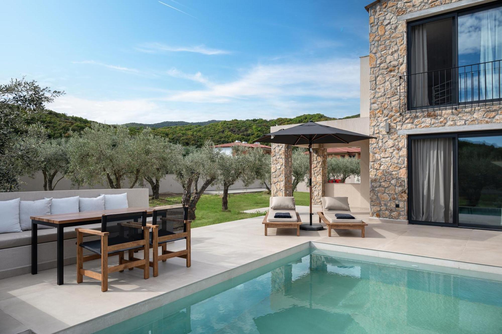 Olivera Suites Sarti Exteriér fotografie