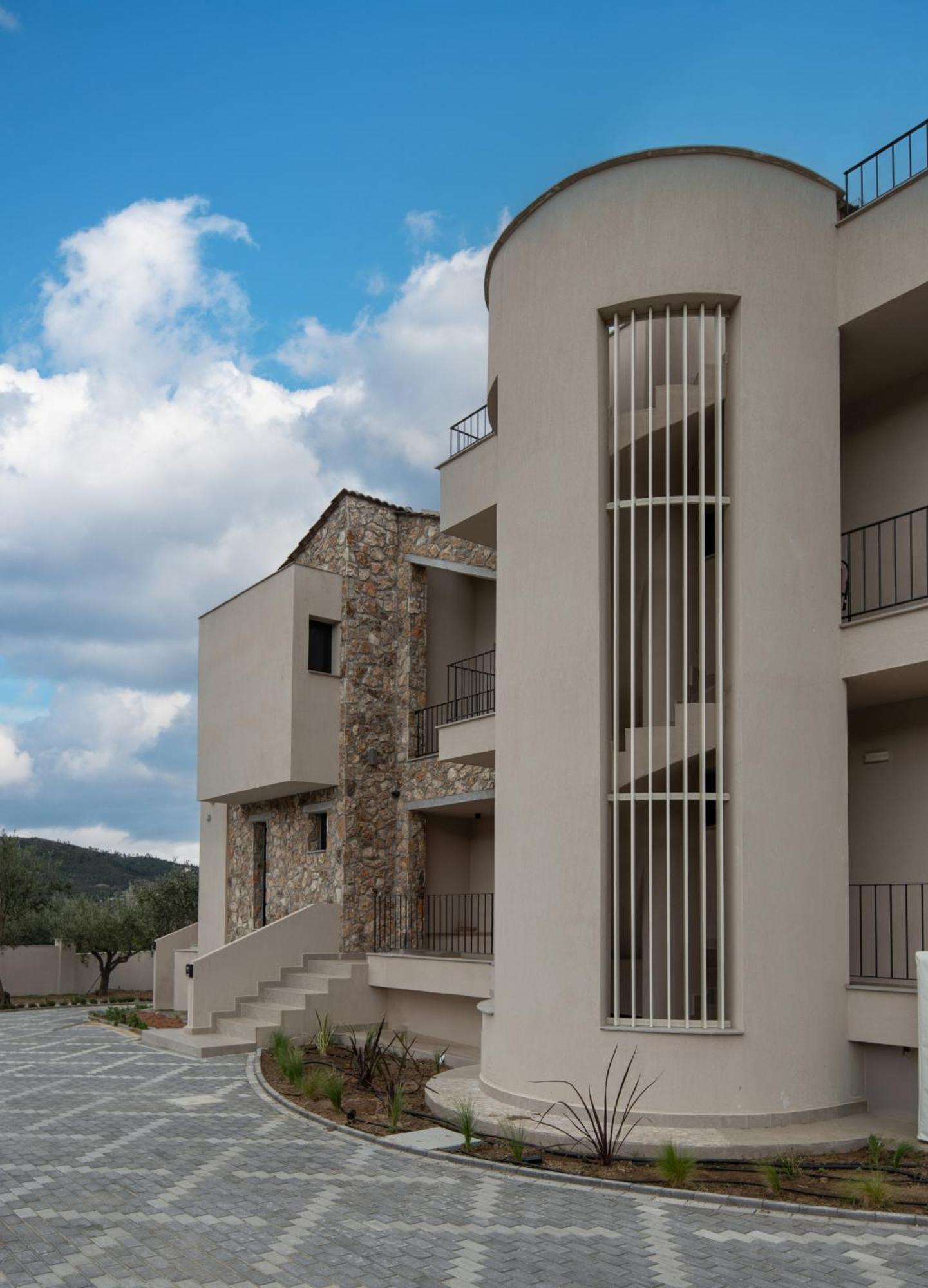 Olivera Suites Sarti Exteriér fotografie